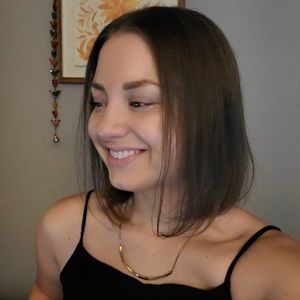 Meet your Posher, Emmy